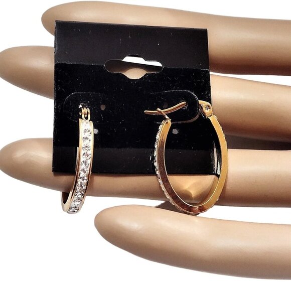 1 Inch 26mm Crystal Oval Hoop Pierced Post Earrings Gold Tone - Picture 3 of 5